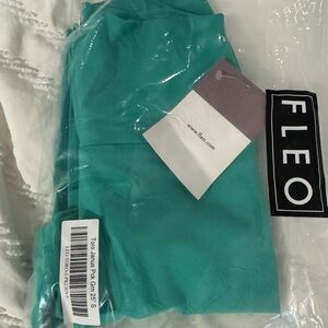 FLEO High Rise El Toro Leggings